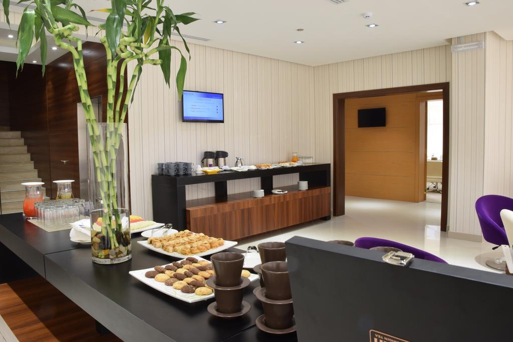 Novotel Suites Riyadh Centre Exterior foto